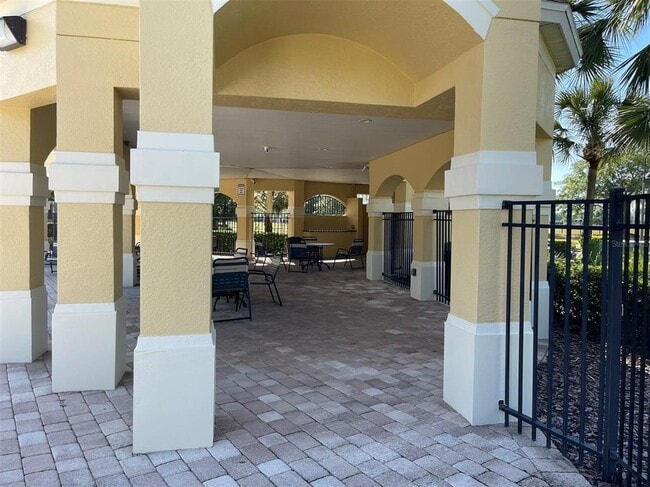 Building Photo - 12016 Deer Path Way