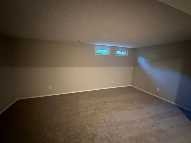 Building Photo - 3BR/2.5BA Townhome for Rent in Middletown - Recently Renovated!