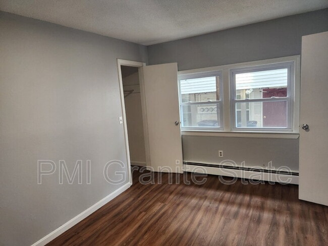 Building Photo - 8 Beacon St