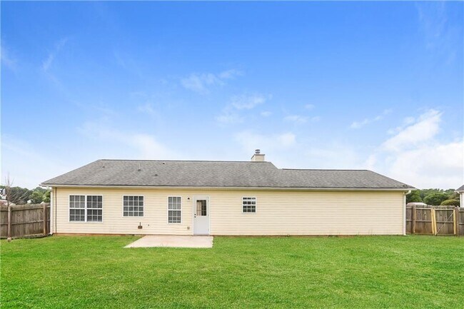 Building Photo - 1303 Princess Dr
