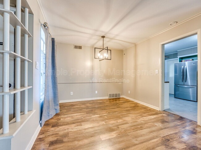 Building Photo - 3737 NW 17th St