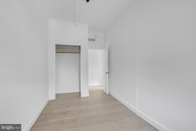 Building Photo - 301 Spring Garden St