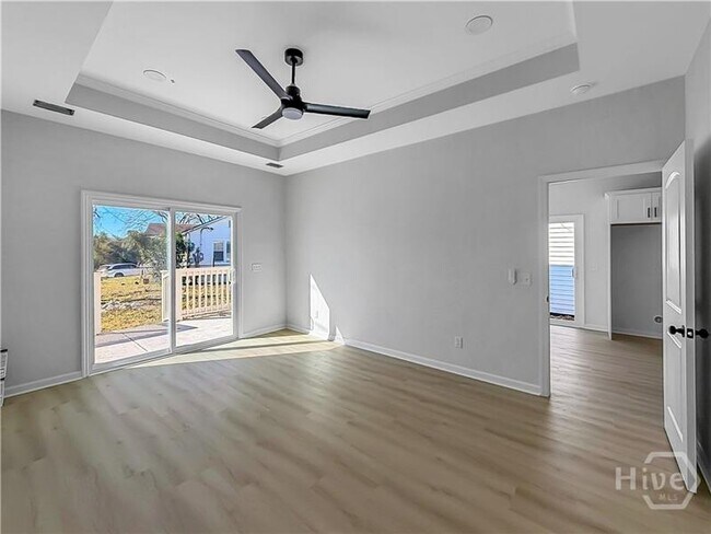 Building Photo - 3503 Haslam Ave