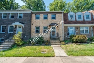 Building Photo - 9103 Vosger Ct