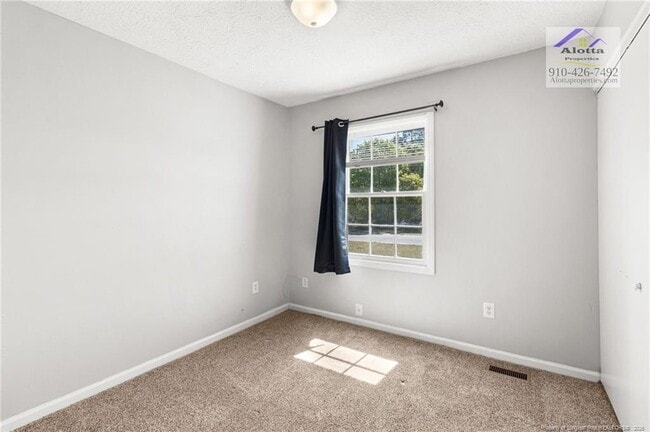 Building Photo - 818 Grambling Ct