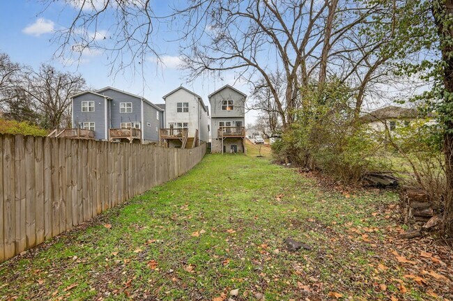 Building Photo - 4103 Main St