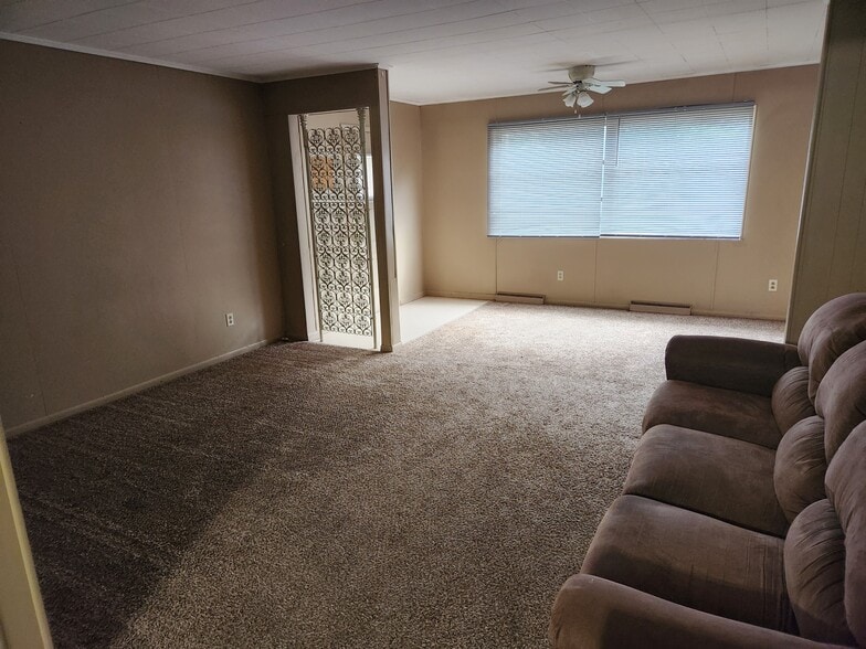 Living Room - 391 Protzman St