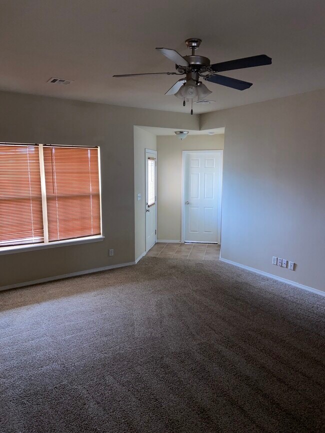 Building Photo - Call 405-456-0410 To Schedule Your Showing Now!