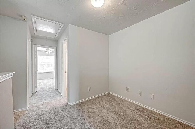 Building Photo - 25218 Boulder Bend Ln