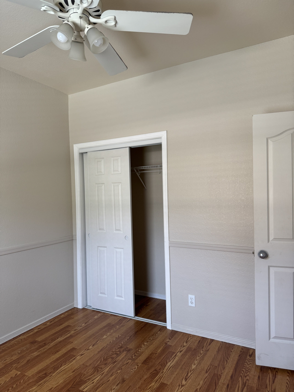Building Photo - 4546 Hillsboro Loop