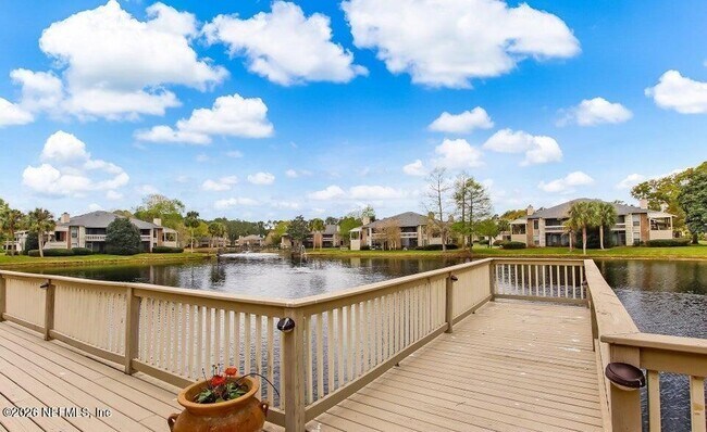Building Photo - 10200 Belle Rive Blvd