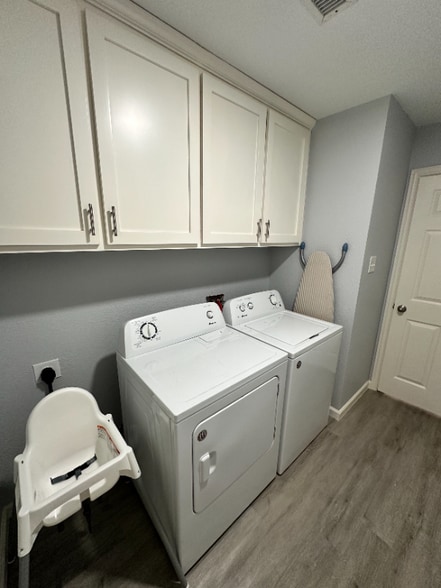 Building Photo - 2506 Spring Hill Ln