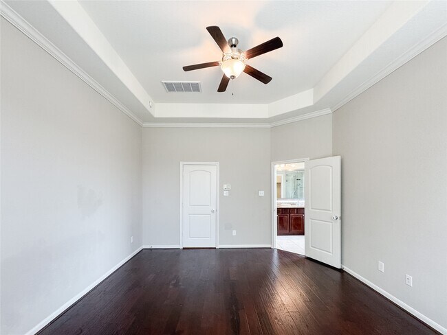 Building Photo - 4714 Western Brook Dr