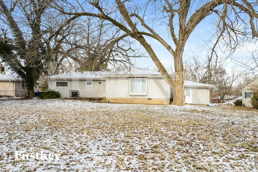 Building Photo - 6114 Fee Fee Rd