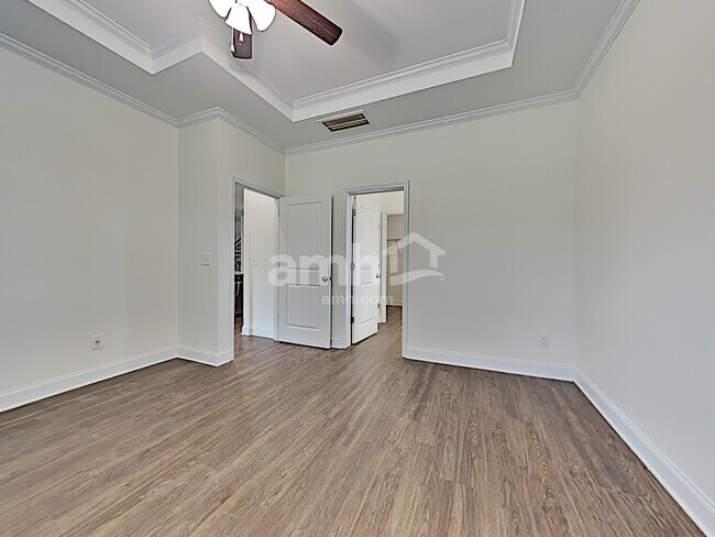 Building Photo - 83 Pullen Dr