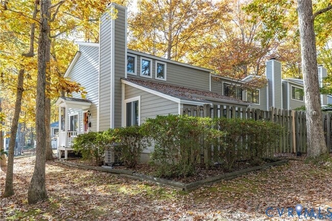 Building Photo - 1859 Ivystone Dr