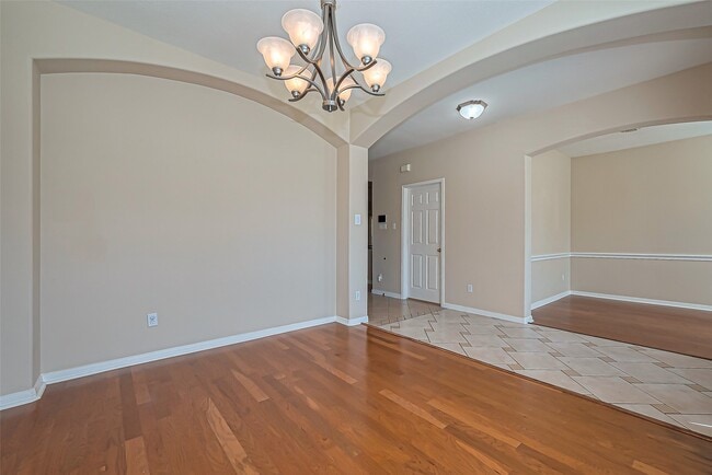 Building Photo - 11315 Sailwing Creek Ct