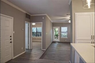 Building Photo - 7340 Skillman St