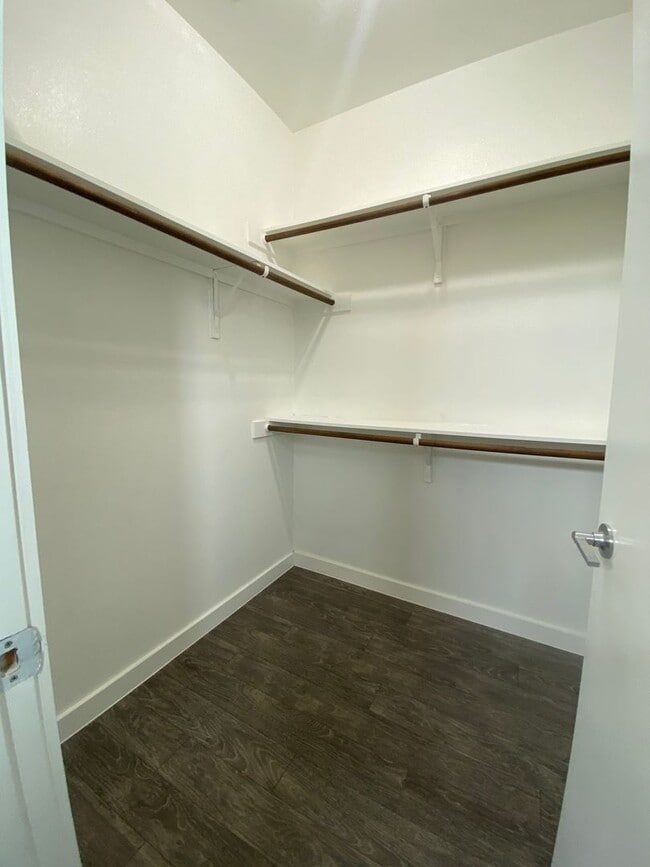 Building Photo - Beautiful Home Move in Ready Located minutes from Southtown!