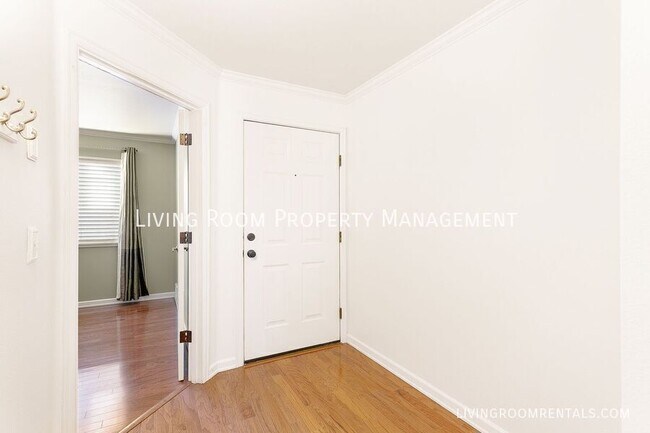 Building Photo - 183 N Hayden Bay Dr