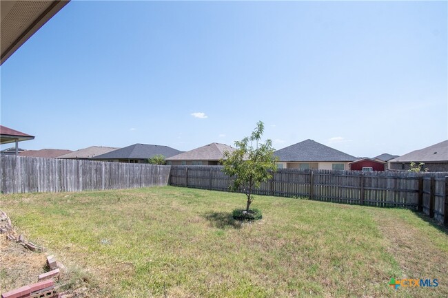 Building Photo - 1707 Gigante Dr
