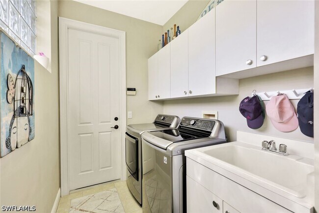 Building Photo - 3093 Terramar Dr