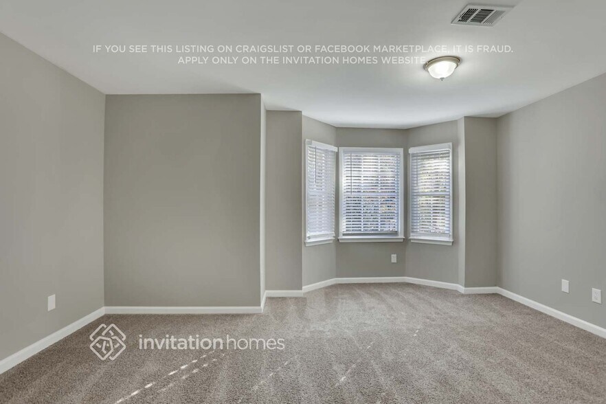 Building Photo - 560 Laurel Wood Ct
