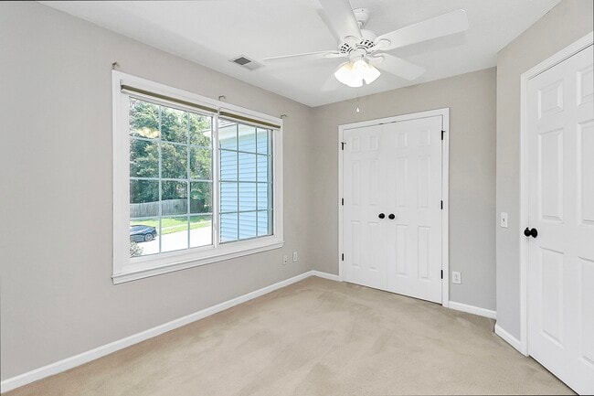 Building Photo - 5916 Downfield Wood Dr