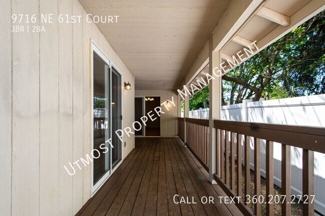 Building Photo - 9716 NE 61st Ct