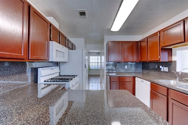 Building Photo - 4026 Almond Lake Dr