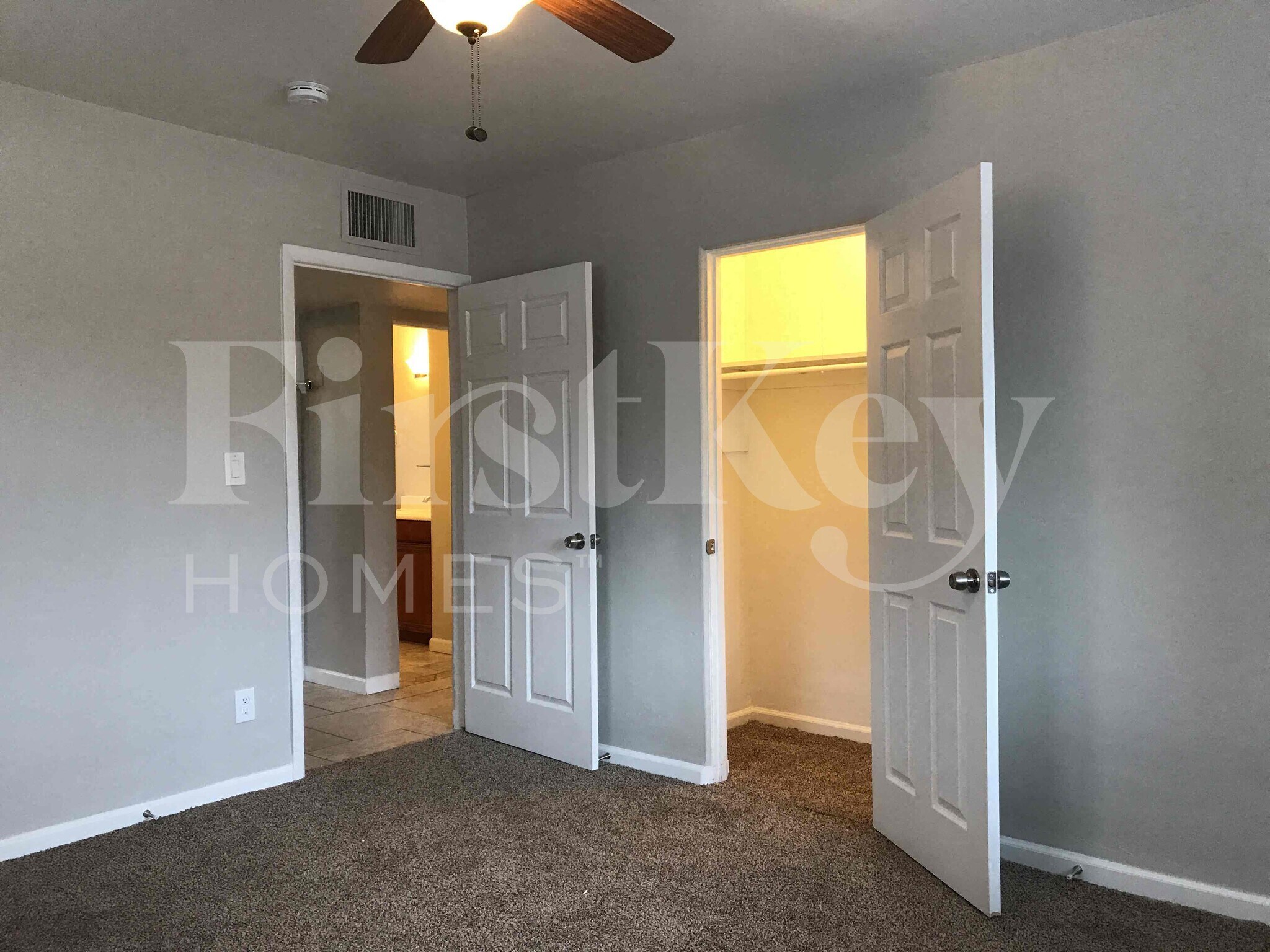 Building Photo - 1507 W Berridge Ln