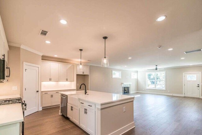 Building Photo - 2462 Adair Rdg Ct