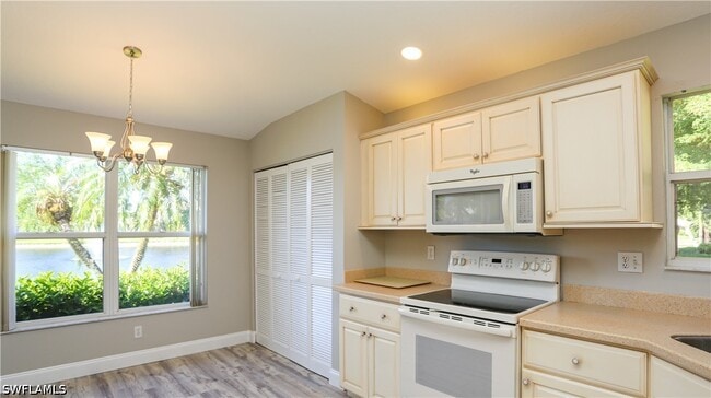 Building Photo - 402 Emerald Bay Cir