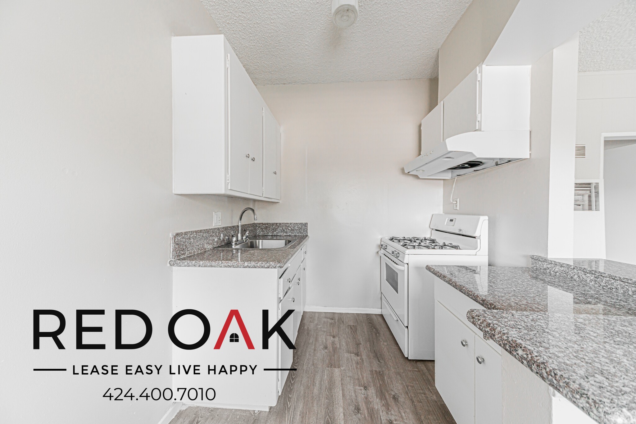 Building Photo - 2036 E Whiting Ave