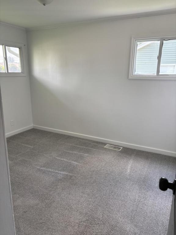 Building Photo - 4487 Thompson Dr