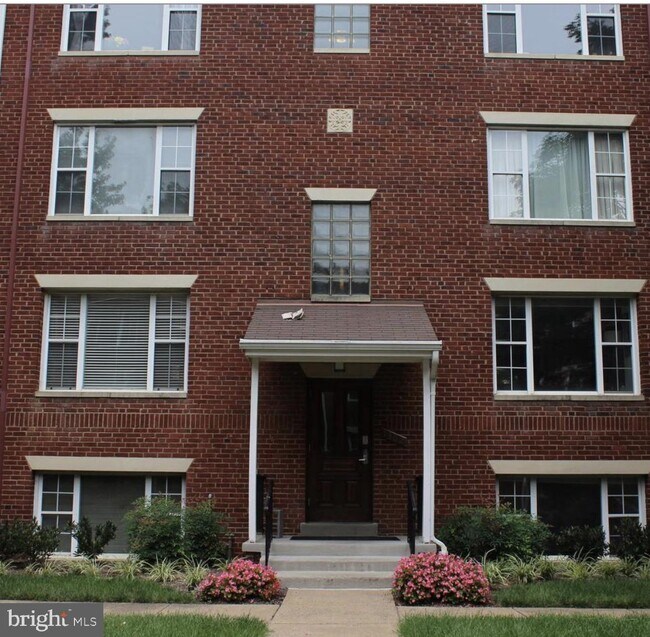 1302 N Meade St 1302 N Meade St Arlington VA 22209 Apartment Finder