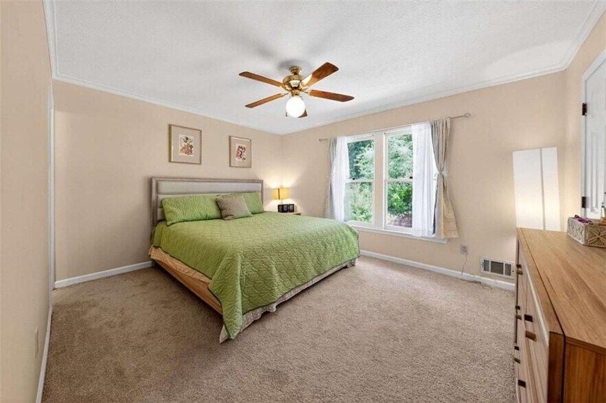 Building Photo - 6117 Queen Anne Ct