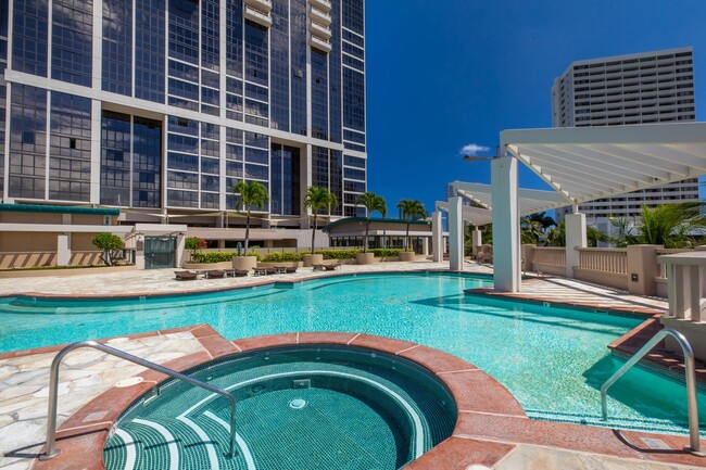 Building Photo - High Floor - Ocean and City Views - Keola ...