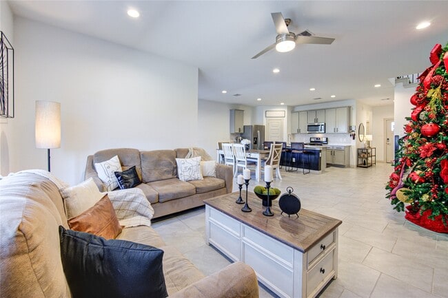 Building Photo - 3902 Elk Crk Ct