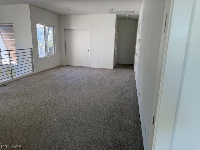 Building Photo - 836 Vegas Valley Dr