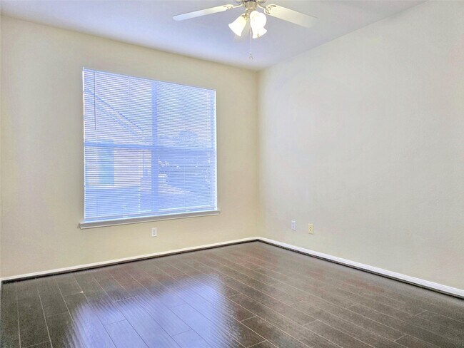 Building Photo - 12707 Boheme Dr