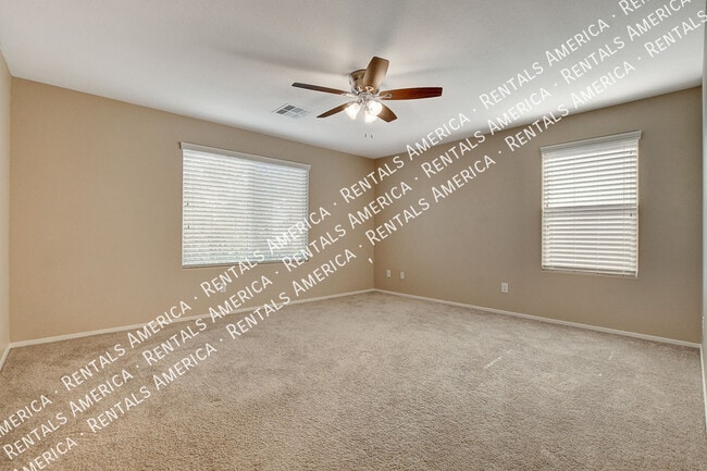 Building Photo - 7463 Earnshaw Ave