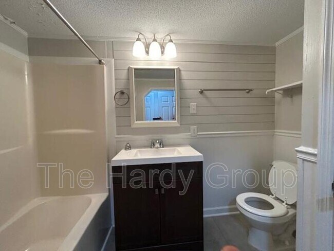 Building Photo - 173 Carroll Hollow Rd