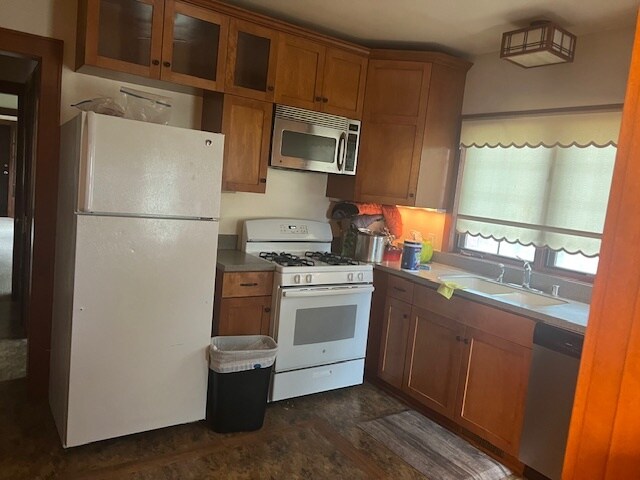 Kitchen - photo 1 of 2 - 1701 W National Ave