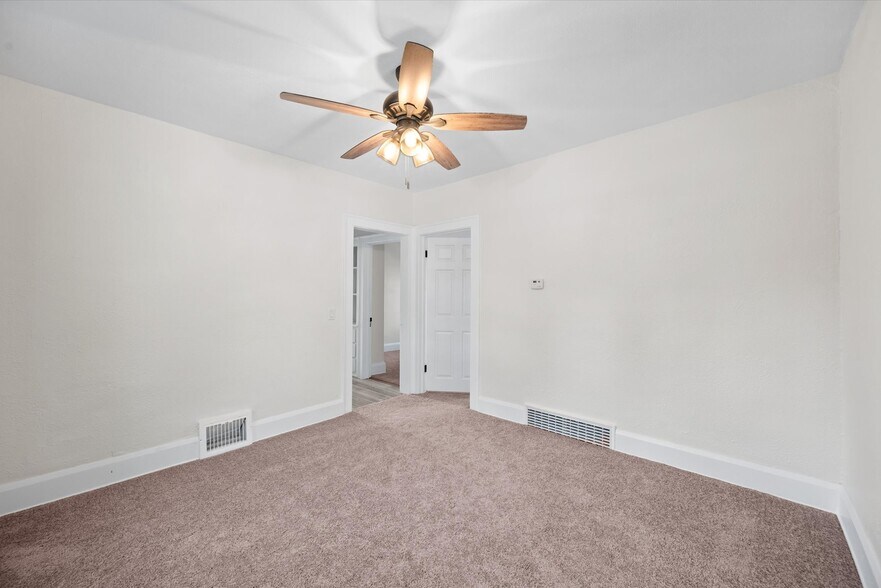 Building Photo - 316 Morrison Dr