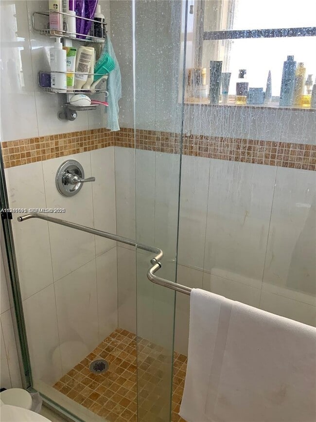 Building Photo - 8400 Byron Ave