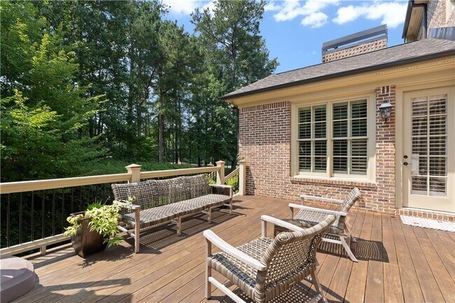 Building Photo - 6327 Howell Cobb Ct