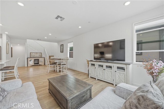 Building Photo - 259 Siena