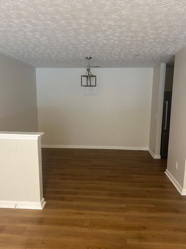 Building Photo - 8102 Fairington Village Dr