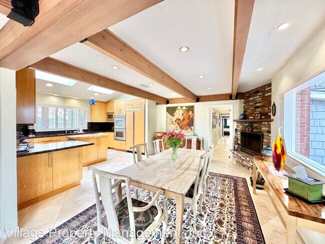 Building Photo - 3 br, 2.5 bath House - 4267 Sleeping India...